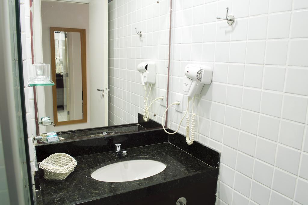 Apartamentos Deluxe Ponta Negra Beach Natal Exterior foto